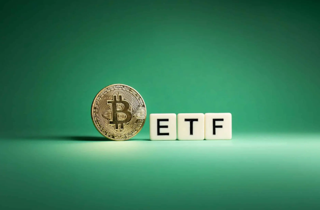 比特币现货ETF记录净流出3.237亿美元